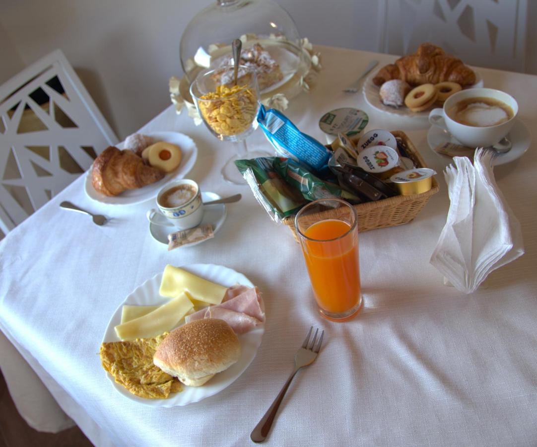 B&B Le Dee Di Paestum Luaran gambar